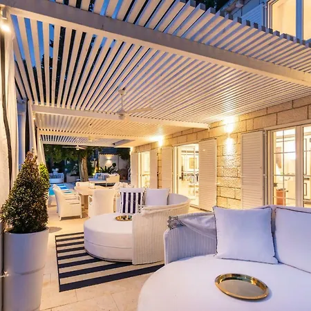 Villa Mey's Place On The